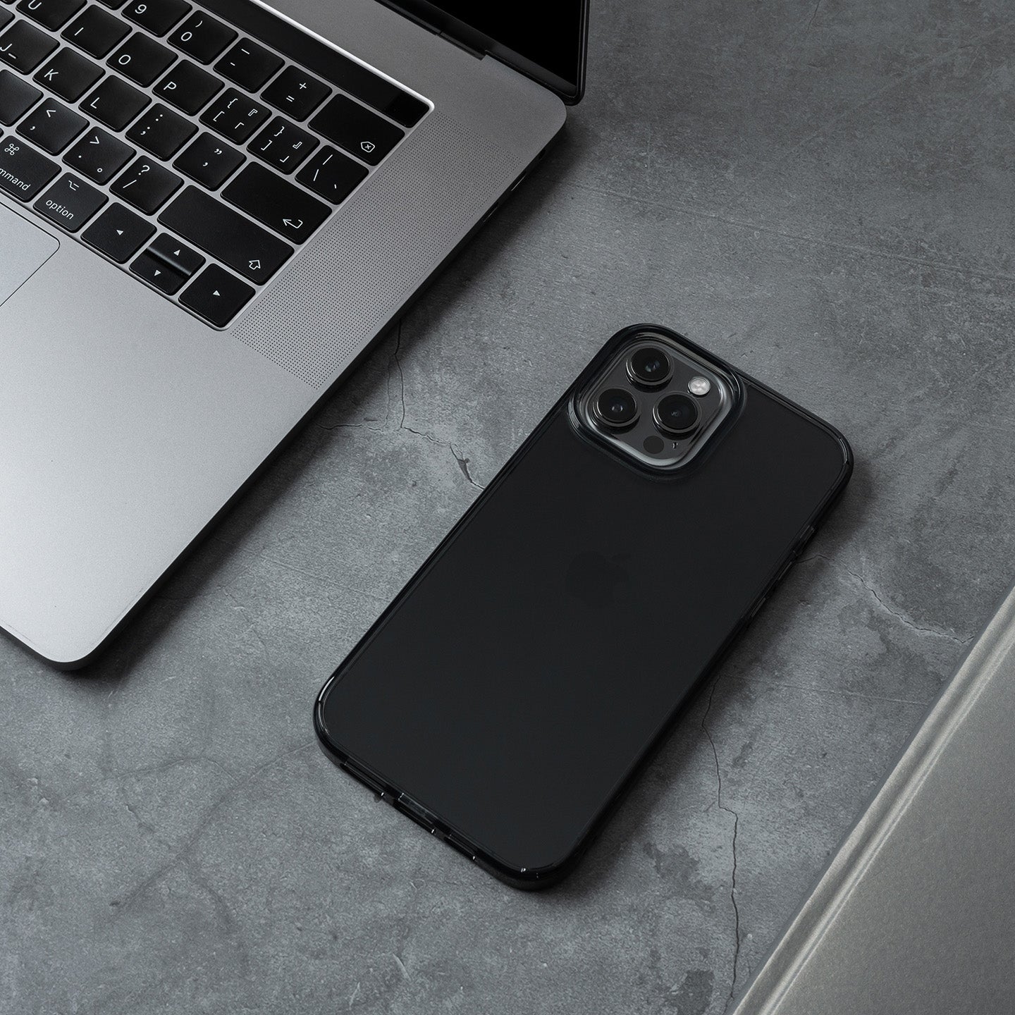 adonit-iphone-13-h-lle-sheer-black-transparent-sto-fest image 4