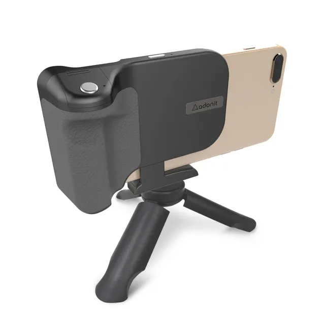 adonit-photogrip-qi-smartphone-griff-mit-qi-ladung-und-bluetooth-fernausl-ser image 1
