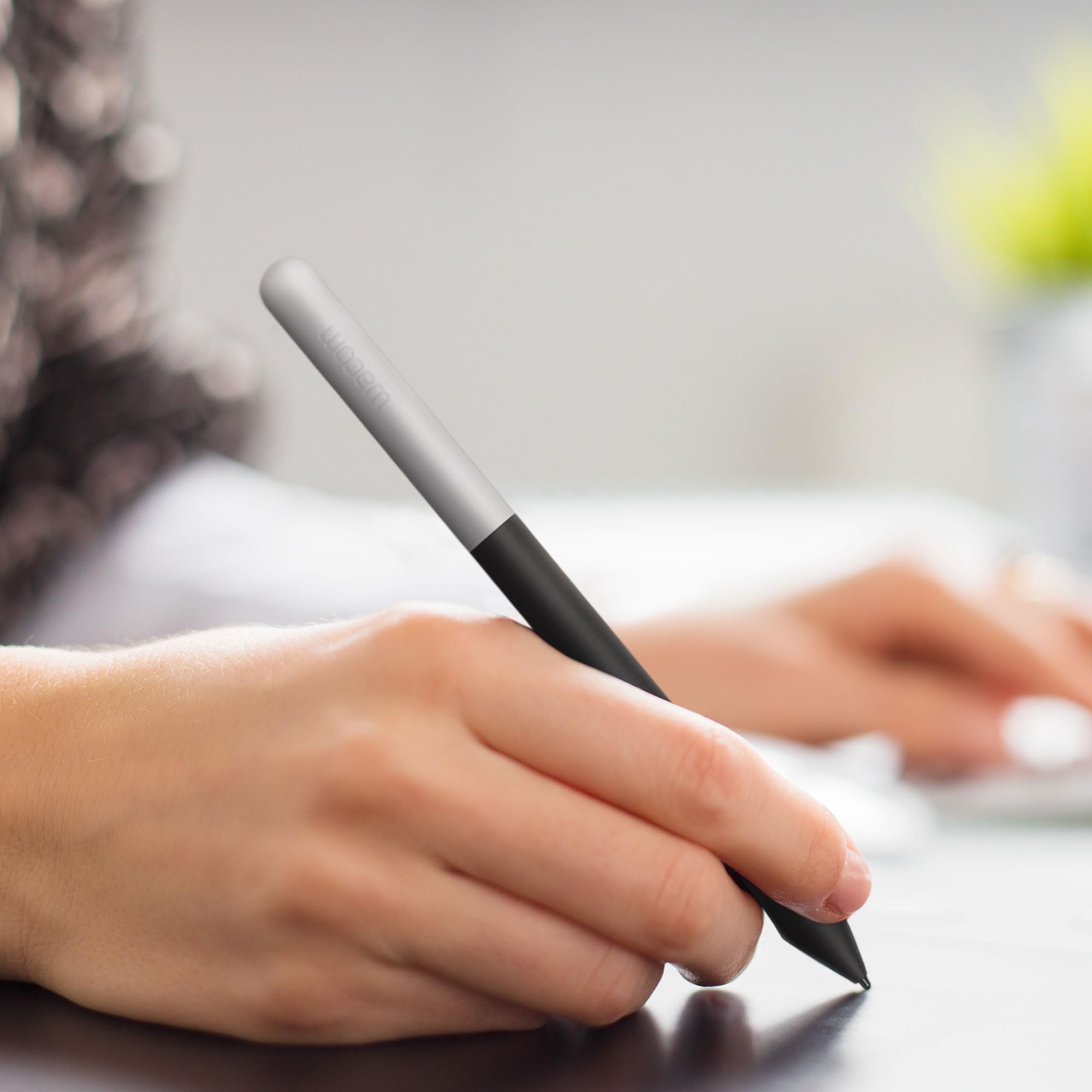 wacom-one-pen-f-r-dtc133-stift-display-ersatzstift-schwarz image 3