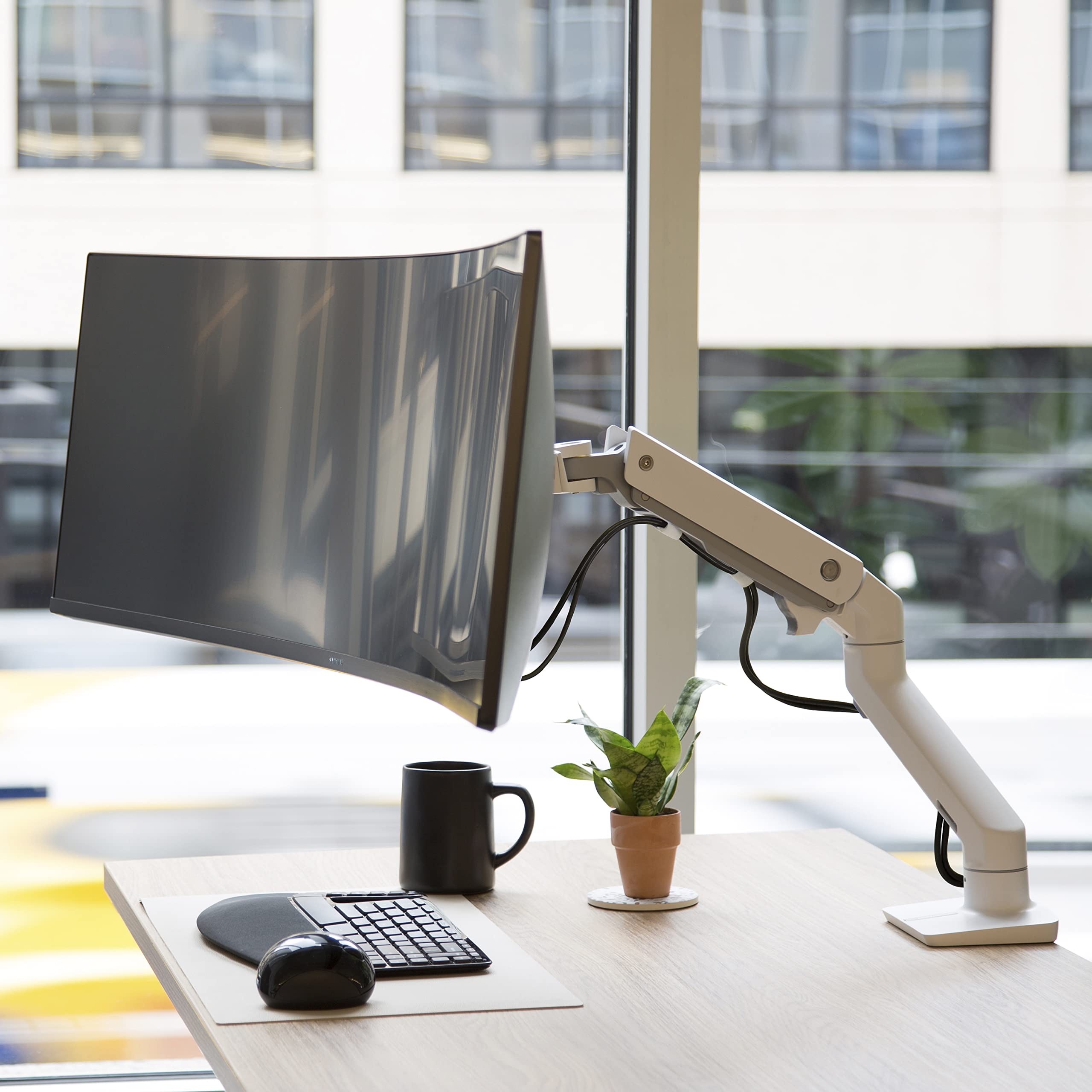 ergotron-hx-monitorarm-mit-hd-gelenk-tischhalterung-f-r-ultrawide-curved-monitor image 8